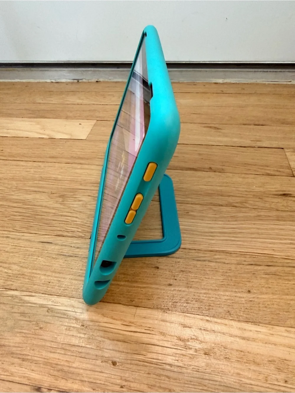 Amazon Fire Tablet in Teal Protective Case